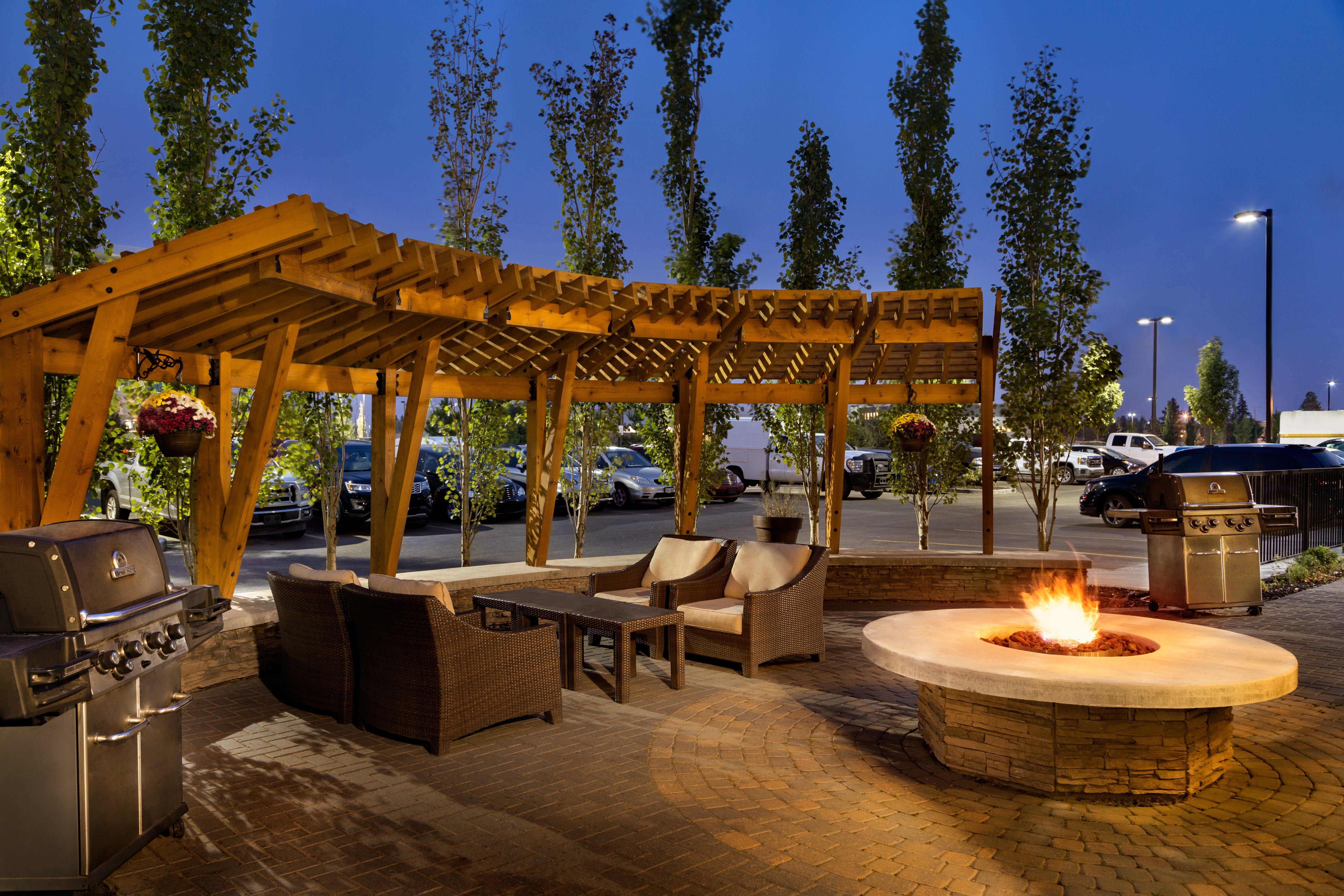 Staybridge Suites West Edmonton By Ihg Exterior foto