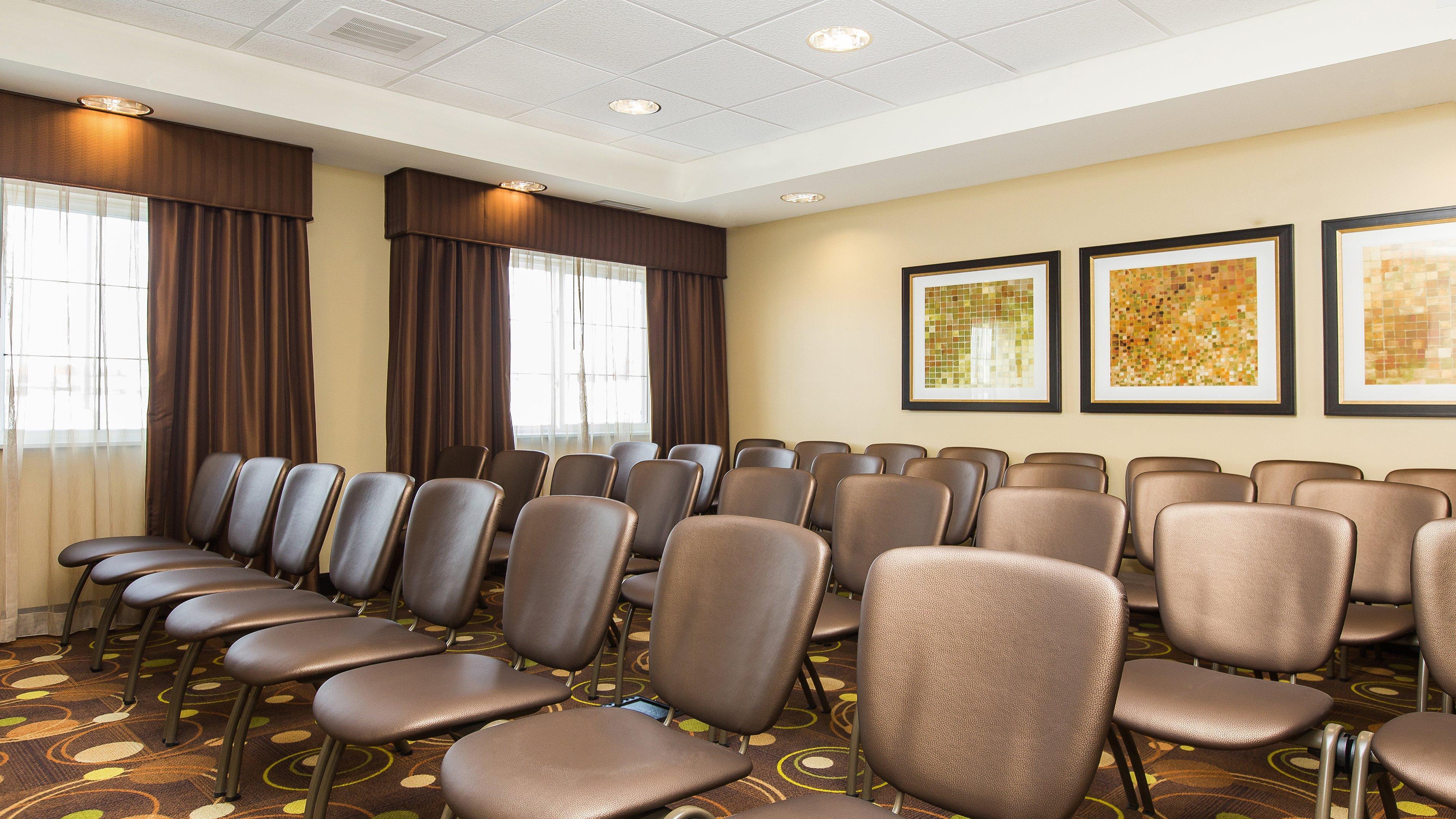 Staybridge Suites West Edmonton By Ihg Exterior foto